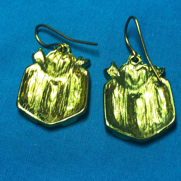 Vintage Shiny Red Enamel & Rhinestones set in Gold Tone Pierced Earrings - Picture 2 of 2